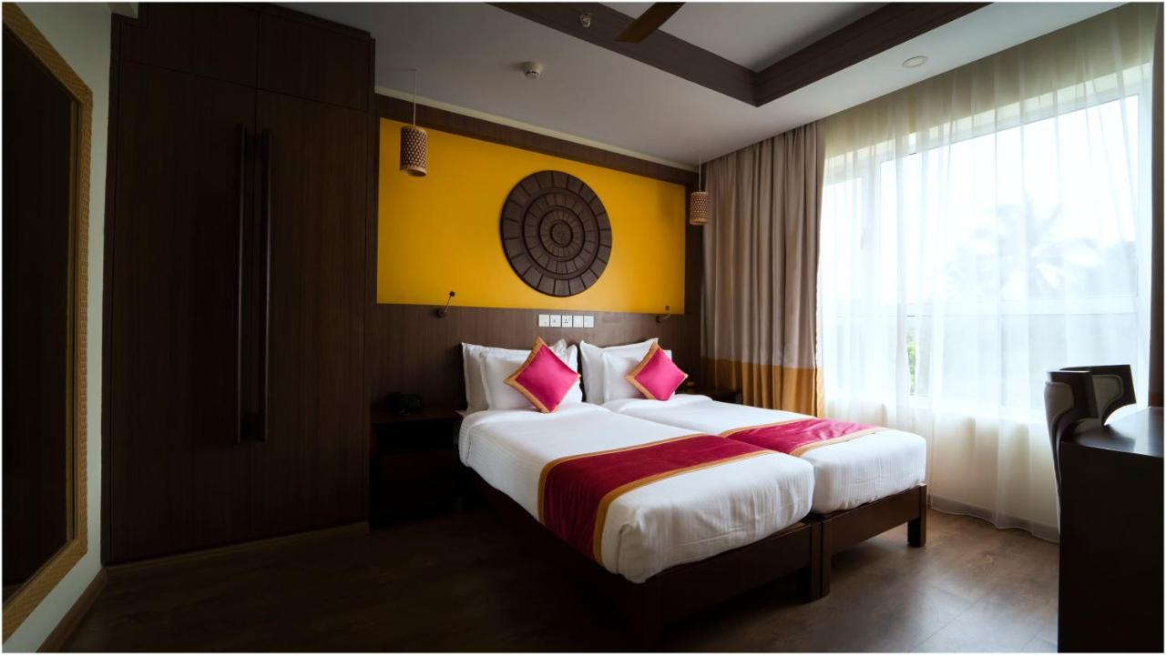 Vivin Luxury Suites Thiruvananthapuram Екстер'єр фото